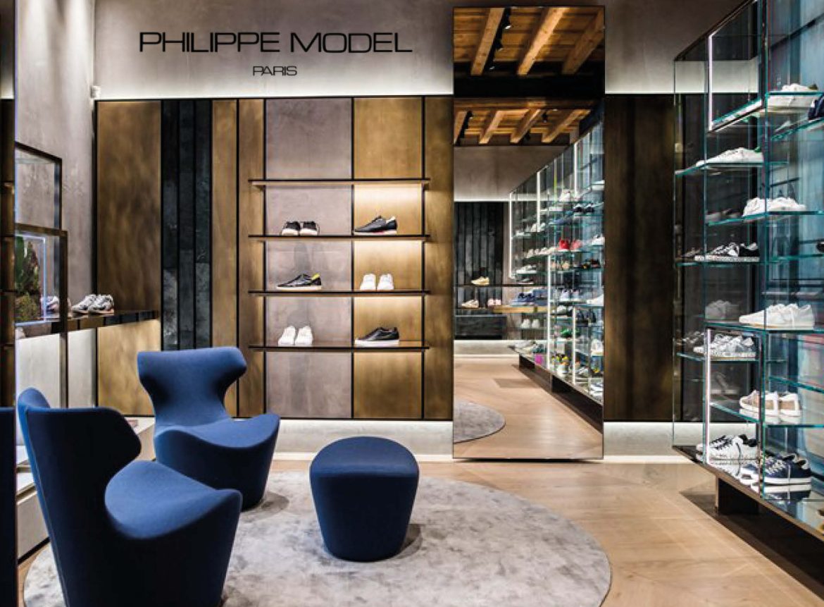 PHILIPPE MODEL PARIS SCENT MARKETING